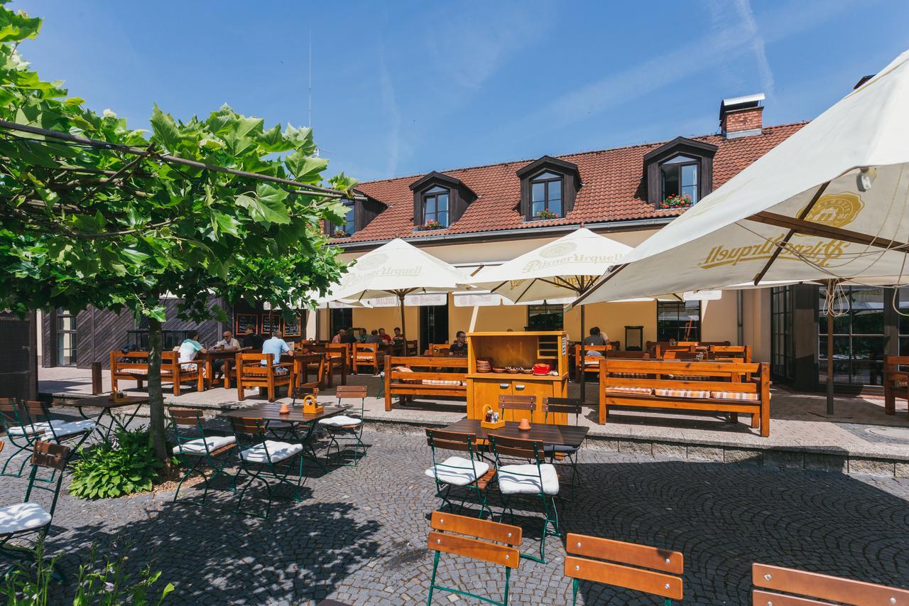 Resort Malevil Jablonné v Podještědí Exteriör bild