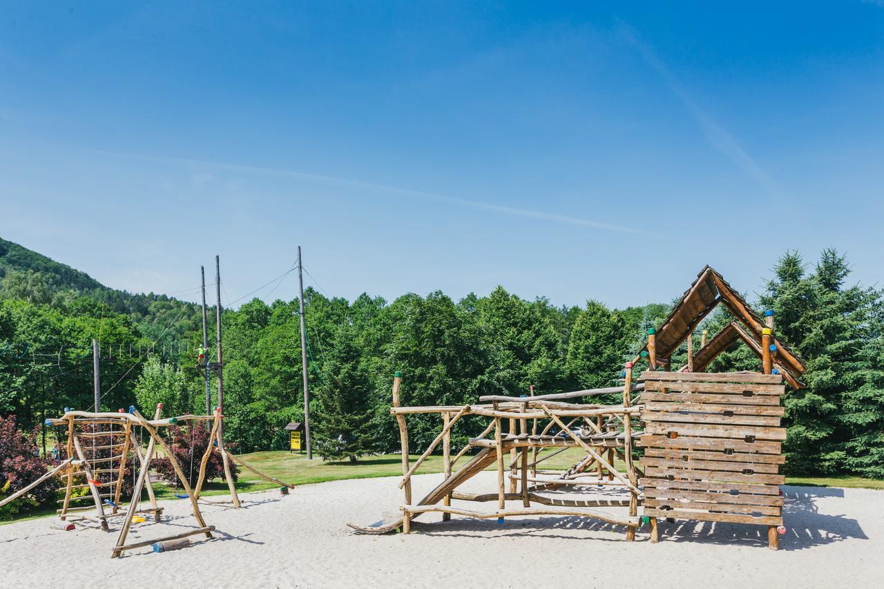 Resort Malevil Jablonné v Podještědí Exteriör bild